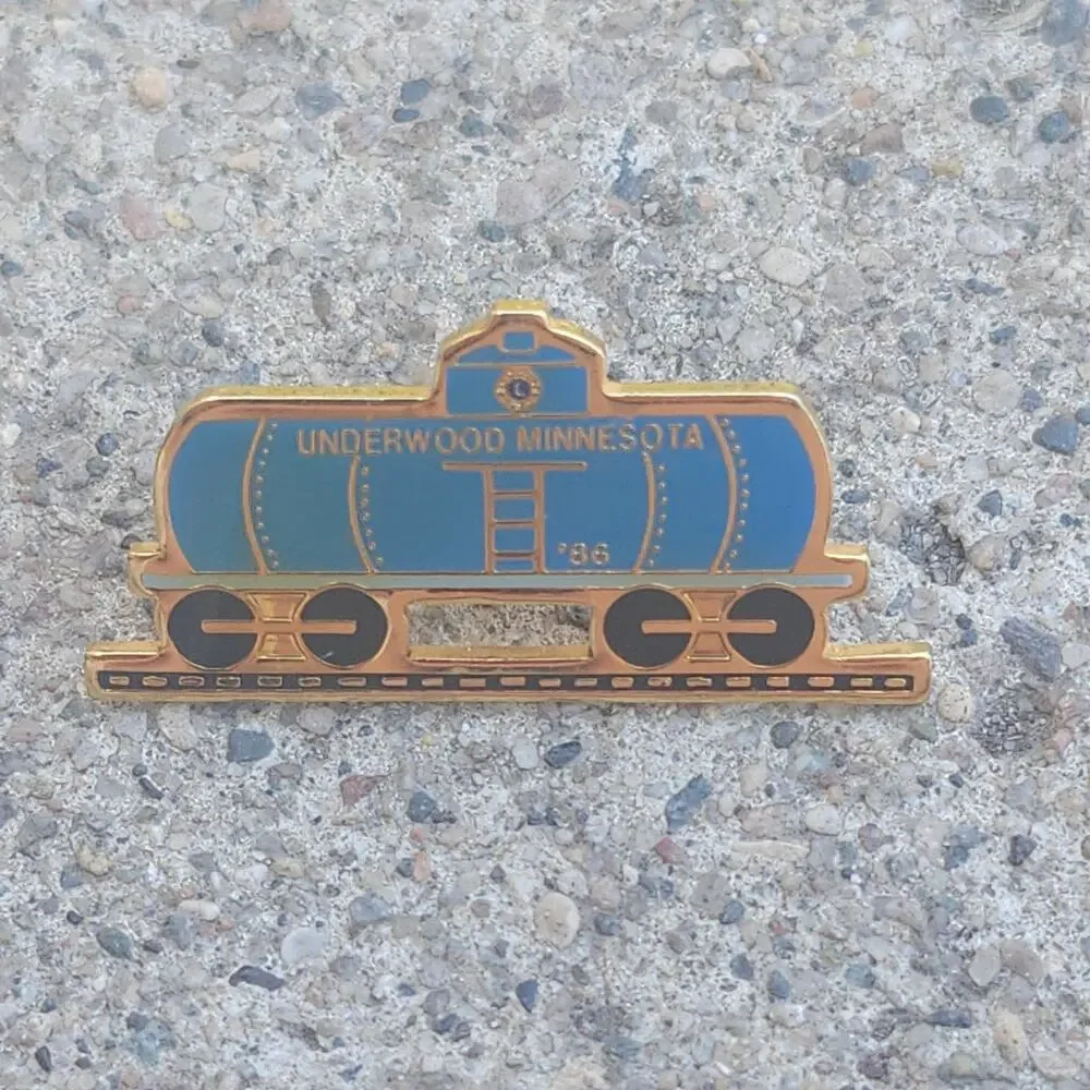 1986 Underwood Minnesota Lions Club Train COKA Taiwan Enamel Screwback Lapel Pin